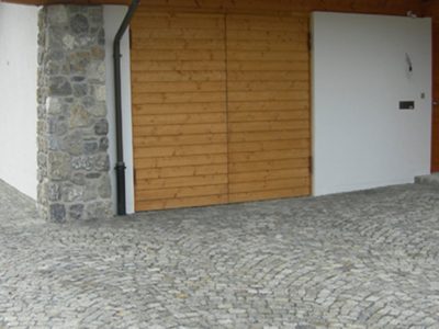 Naturstein Rechenauer Garten Mauer Dekoration Terrasse Brunnentrog Bank Einfassung Gneis Granit Kalkstein Haus Eingang Weg Zufahrt Wasser